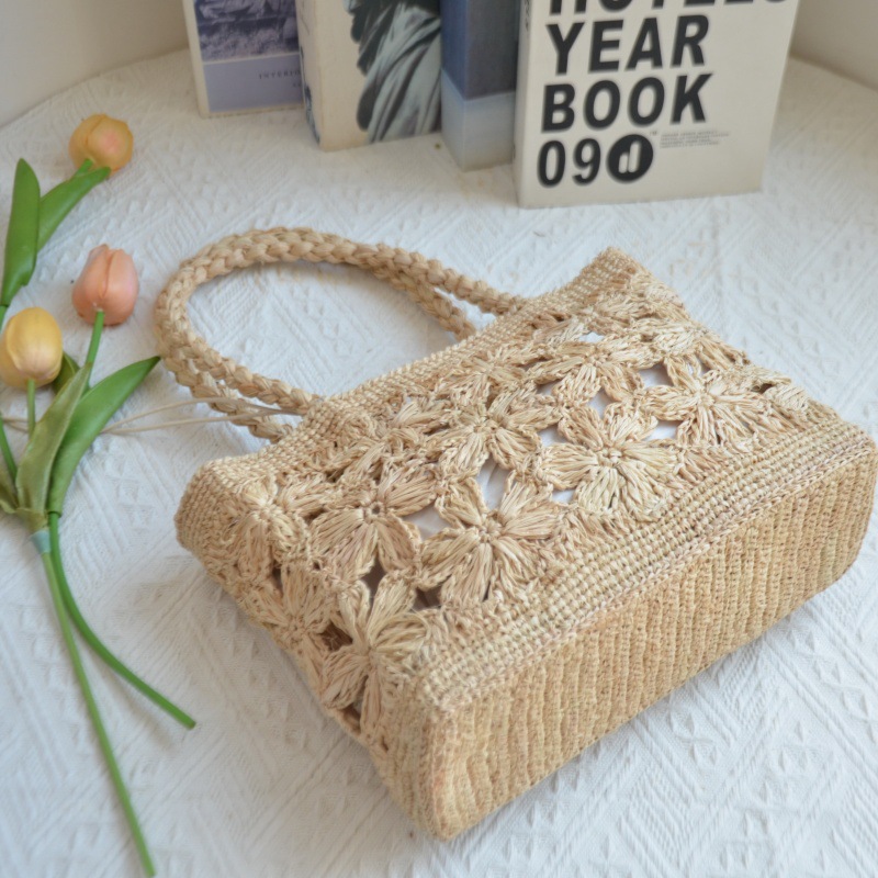 ボヘミアンフラワーストローバッグトート中空花柄ビーチバッグ女 - Beach Bag Straw のレビューと価格